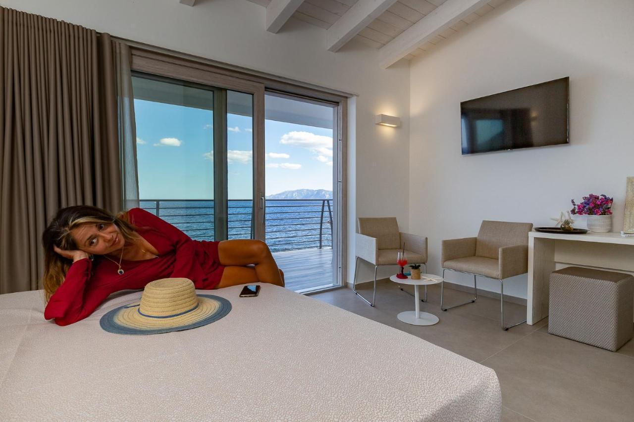 Hotel Caramare Кала-Гононе Екстер'єр фото