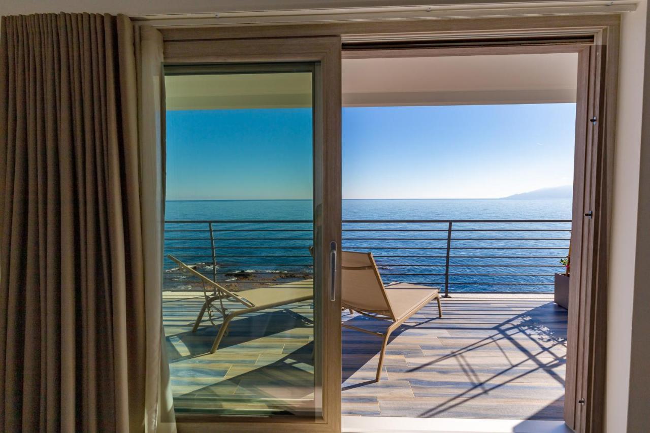 Hotel Caramare Кала-Гононе Екстер'єр фото