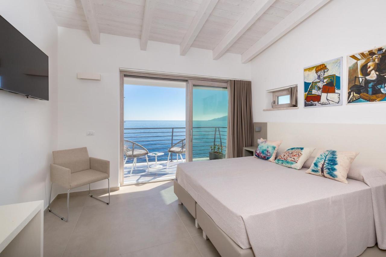 Hotel Caramare Кала-Гононе Екстер'єр фото
