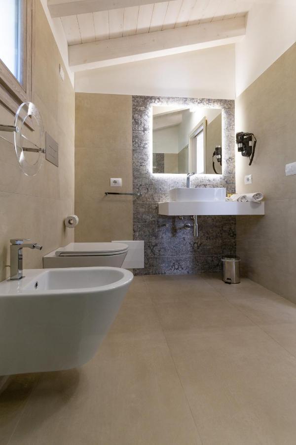 Hotel Caramare Кала-Гононе Екстер'єр фото
